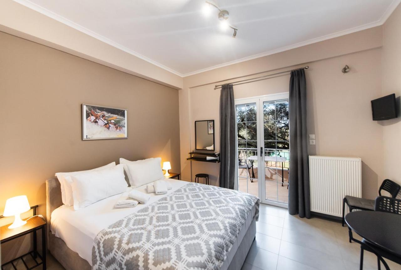 Villa Verde Lefkada City ภายนอก รูปภาพ