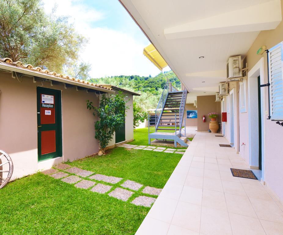Villa Verde Lefkada City ภายนอก รูปภาพ