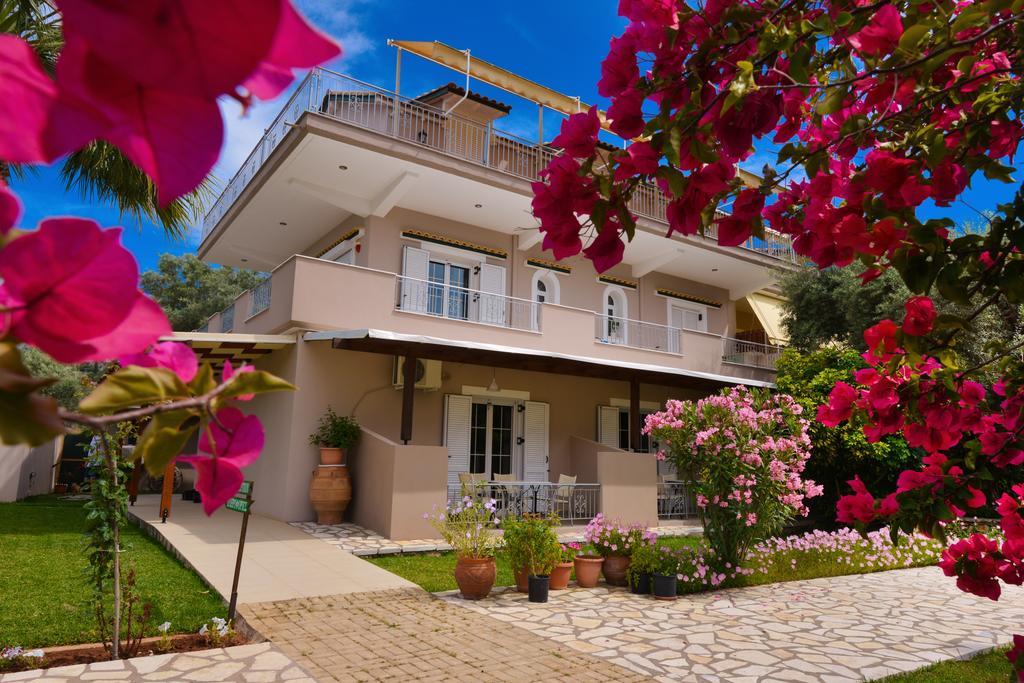 Villa Verde Lefkada City ภายนอก รูปภาพ