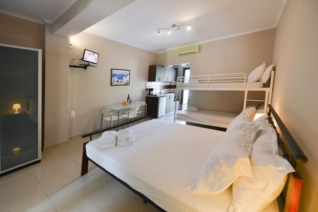 Villa Verde Lefkada City ภายนอก รูปภาพ