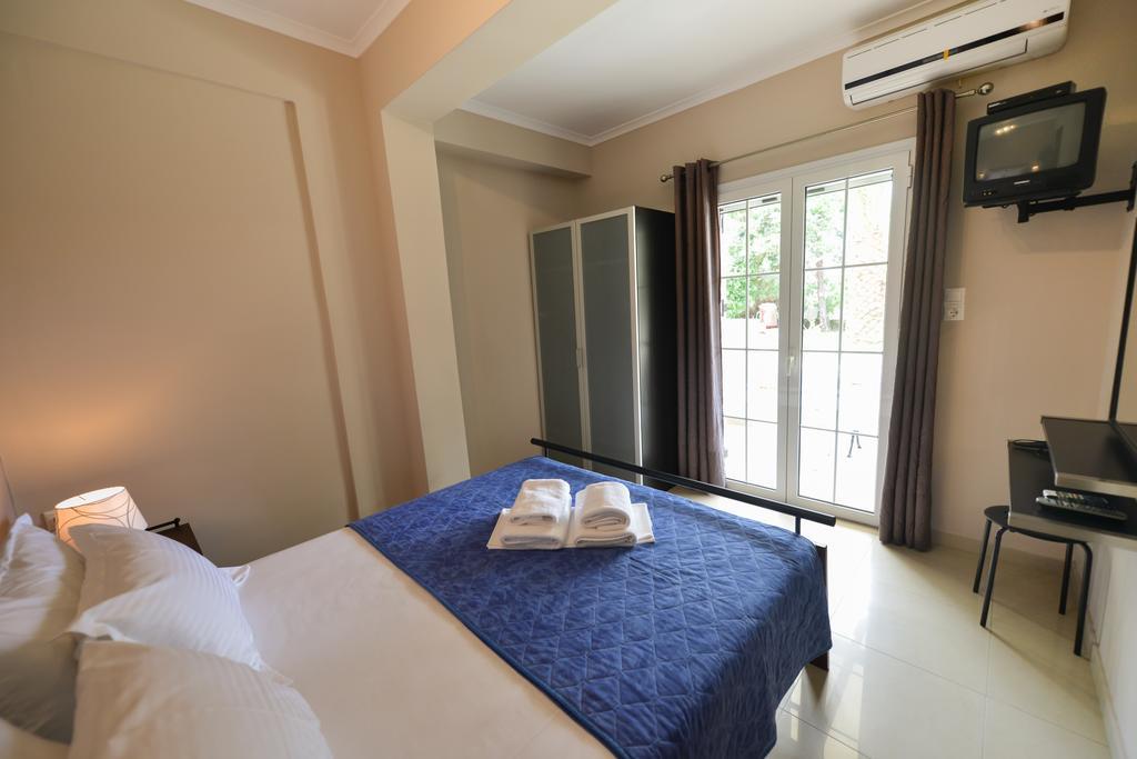 Villa Verde Lefkada City ภายนอก รูปภาพ